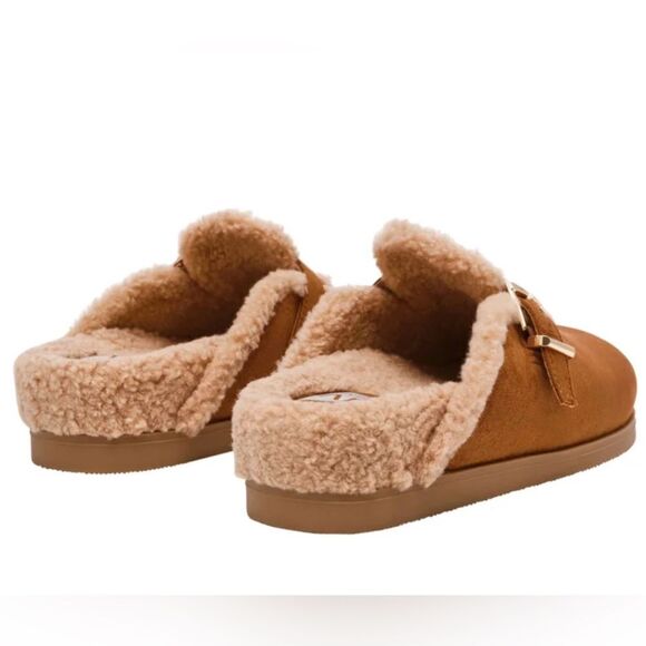 Brand new in box! DV by Dolce Vita Women's Sherpa Slides Tan Color - Picture 4 of 7